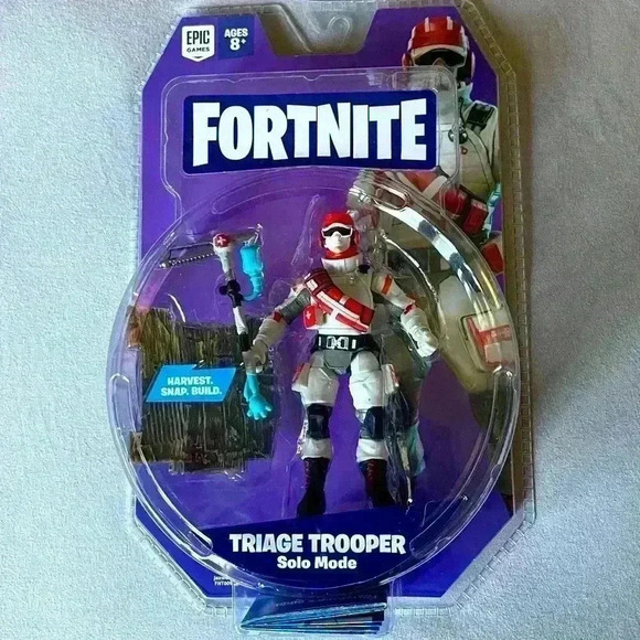 Fortnite Solo Mode Core Figure Pack, Triage Trooper